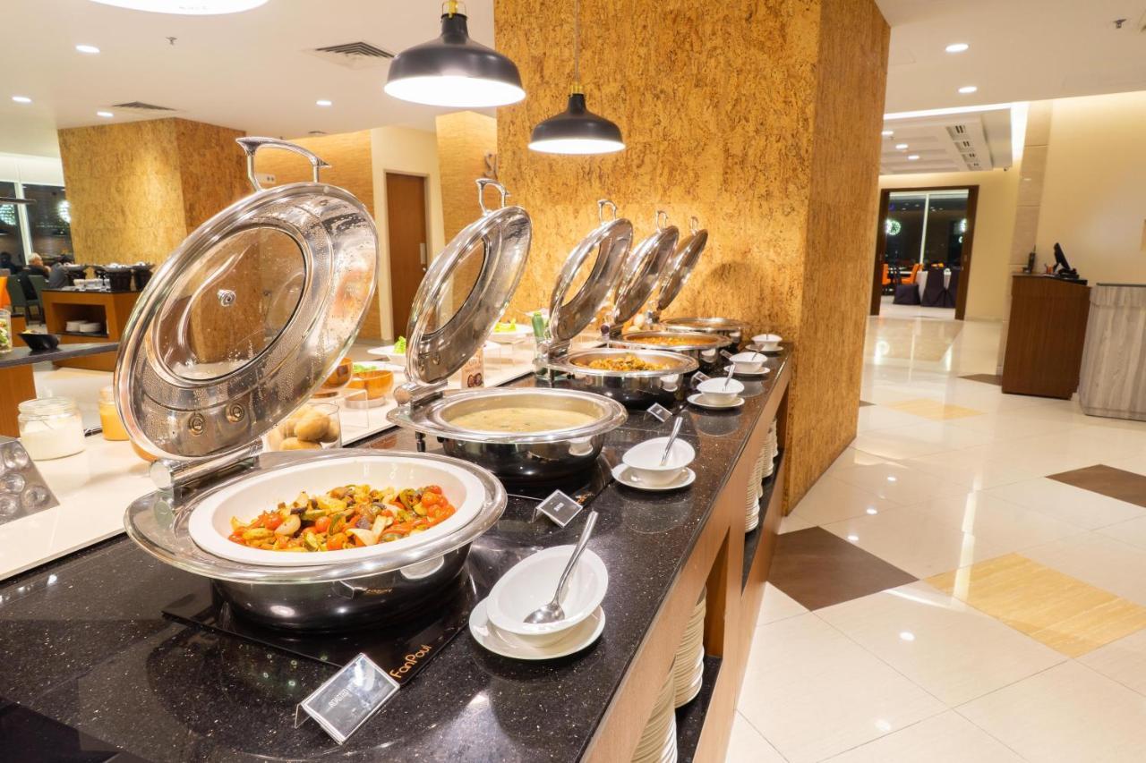Tamu Hotel & Suites Kuala Lumpur Exteriör bild
